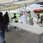 Διανομή τροφίμων σε ωφελούμενους ΤΕΒΑ του Δήμου Χαλκιδέων