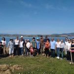 Με επιτυχία ολοκληρώθηκε η εθελοντική δενδροφύτευση στην Παραλία του Αγίου Νικολάου Ληλαντίων