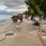 Εργασίες καθαριότητας και απολύμανσης στην παραλία έως και την Κάνηθο